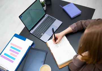 Dezvoltare aplicații web